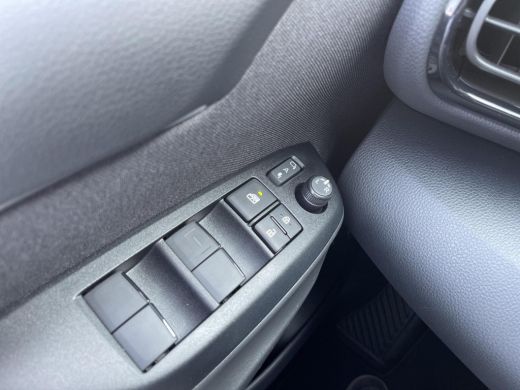 Toyota Yaris 1.5 Hybrid 130 Executive ActivLease financial lease