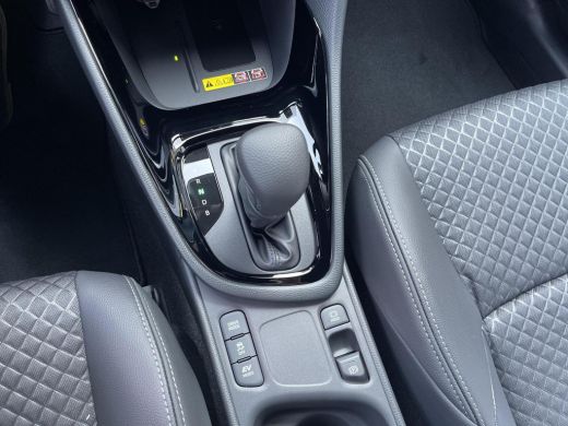 Toyota Yaris 1.5 Hybrid 130 Executive ActivLease financial lease