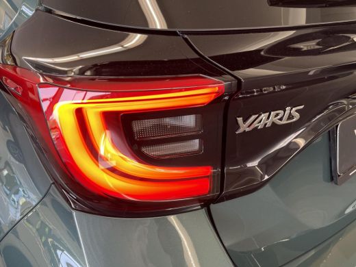 Toyota Yaris 1.5 Hybrid 130 Executive ActivLease financial lease