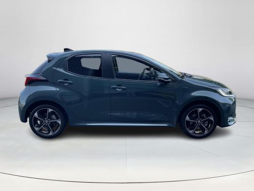 Toyota Yaris 1.5 Hybrid 130 Executive ActivLease financial lease