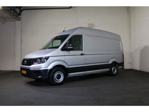 Volkswagen Crafter 2.0 TDI 177pk L3 H3 Automaat Camera Trekhaak Navigatie Chauffeursstoel ActivLease financial lease