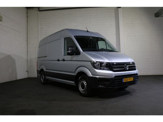 Volkswagen Crafter 2.0 TDI 177pk L3 H3 Automaat Camera Trekhaak Navigatie Chauffeursstoel ActivLease financial lease