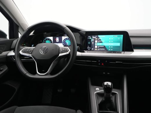 Volkswagen Golf 1.0 TSI Life Business Navigatie Acc Stuurverwarming Led 228 ActivLease financial lease