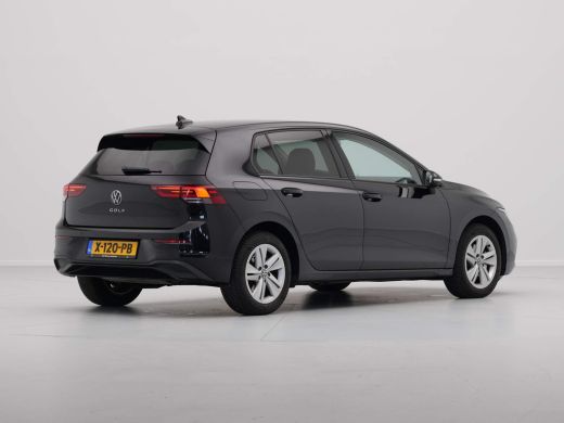 Volkswagen Golf 1.0 TSI Life Business Navigatie Acc Stuurverwarming Led 228 ActivLease financial lease