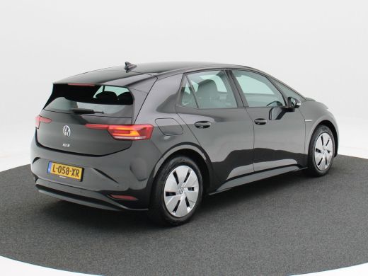 Volkswagen ID.3 City 45 kWh 150 Pk Automaat | Navigatie | Stoelverwarming | Parkeersensoren | Adaptive Cruise | 1... ActivLease financial lease
