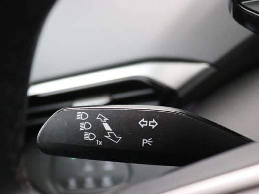 Volkswagen ID.4 Pro 77 kWh 204PK Adaptieve Cruise Controle, Warmtepomp, PDC voor en achter, Keyless, Stuur-Stoelv... ActivLease financial lease