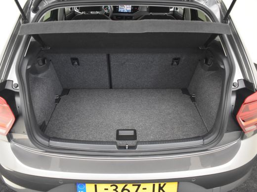 Volkswagen Polo 1.0 TSI Highline 96pk DSG/AUTO Navigatie | App connect | Stoelverwarming | Privacy glass | Adapti... ActivLease financial lease