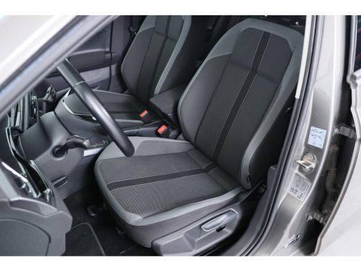 Volkswagen Polo 1.0 TSI Style | Automaat! | Virtual | Trekhaak | Clima | Cruise Adaptive | Camera | DAB | Stoelve... ActivLease financial lease