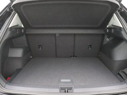 Volkswagen Tiguan 1.5 eTSI Elegance 150PK Trekhaak, Matrix-Led, 18" Napoli, Navigatie, Adaptive Cruise Control, Erg... ActivLease financial lease