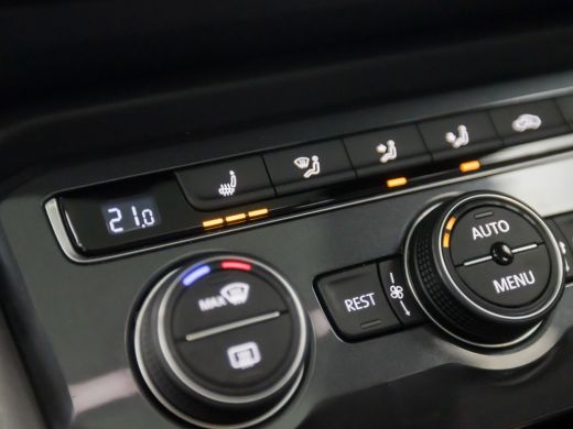 Volkswagen Tiguan Allspace 1.5 TSI Highline R Line 7 Persoons 150Pk Automaat (2X R-LINE, PANORAMADAK, VIRTUAL COCKPIT, LEDER... ActivLease financial lease