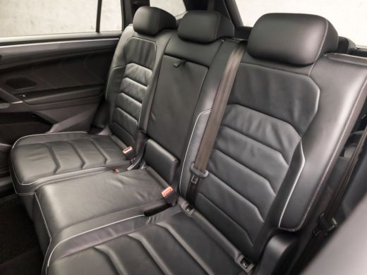 Volkswagen Tiguan Allspace 1.5 TSI Highline R Line 7 Persoons 150Pk Automaat (2X R-LINE, PANORAMADAK, VIRTUAL COCKPIT, LEDER... ActivLease financial lease