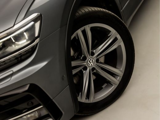Volkswagen Tiguan Allspace 1.5 TSI Highline R Line 7 Persoons 150Pk Automaat (2X R-LINE, PANORAMADAK, VIRTUAL COCKPIT, LEDER... ActivLease financial lease
