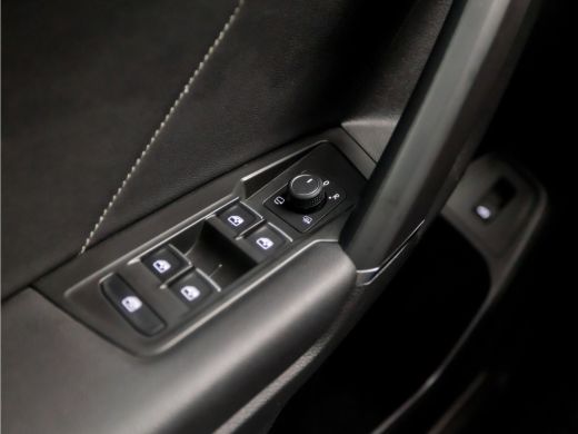 Volkswagen Tiguan Allspace 1.5 TSI Highline R Line 7 Persoons 150Pk Automaat (2X R-LINE, PANORAMADAK, VIRTUAL COCKPIT, LEDER... ActivLease financial lease