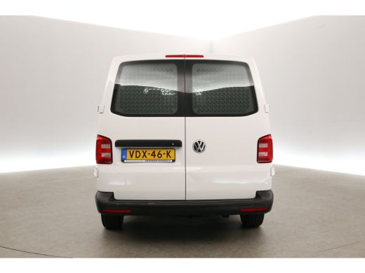 Volkswagen Transporter 2.0 TDI L2H1 | Dubbele Cabine | 6 Persoons | Airco Cruise Carplay Navigatie Elektrpakket ActivLease financial lease