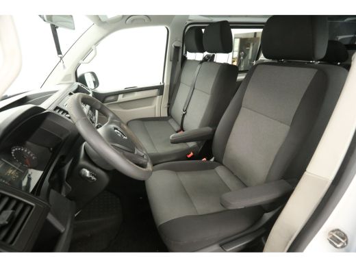 Volkswagen Transporter 2.0 TDI L2H1 | Dubbele Cabine | 6 Persoons | Airco Cruise Carplay Navigatie Elektrpakket ActivLease financial lease