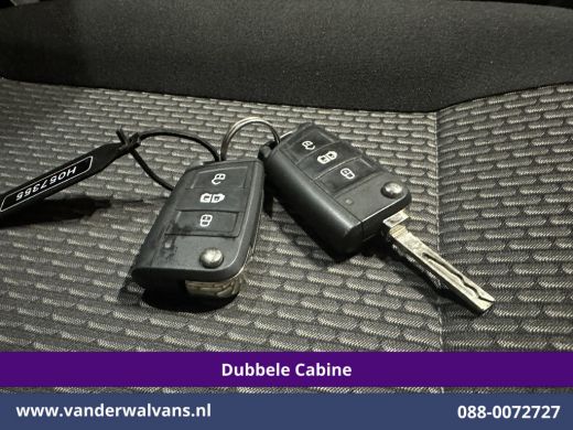 Volkswagen Transporter 2.0 TDI L2H1 Dubbele Cabine Euro6 Airco | 5-Zits | Navigatie | Trekhaak | Apple Carplay Android A... ActivLease financial lease