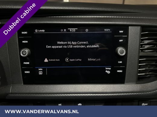 Volkswagen Transporter 2.0 TDI L2H1 Dubbele Cabine Euro6 Airco | 5-Zits | Navigatie | Trekhaak | Apple Carplay Android A... ActivLease financial lease