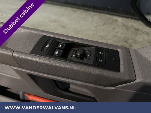 Volkswagen Transporter 2.0 TDI L2H1 Dubbele Cabine Euro6 Airco | 5-Zits | Navigatie | Trekhaak | Apple Carplay Android A... ActivLease financial lease
