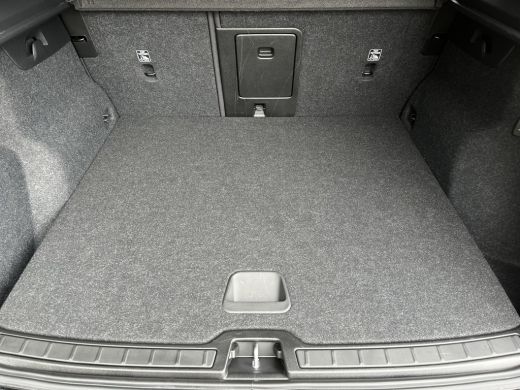 Volvo  XC40 1.5 T5 Recharge Business Pro | Pilot Assist | BLIS | Camera | Keyless | ActivLease financial lease