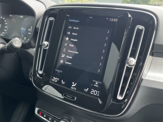 Volvo  XC40 1.5 T5 Recharge Business Pro | Pilot Assist | BLIS | Camera | Keyless | ActivLease financial lease