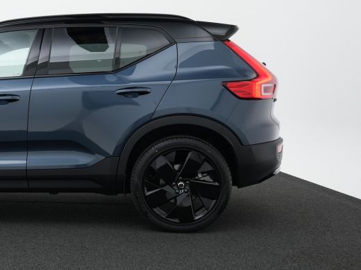 Volvo  XC40 B4 Plus Black Edition | FULL OPTION | 360° Camera | Leder-Nubuck | Panoramadak | Matrix LED | Ada... ActivLease financial lease
