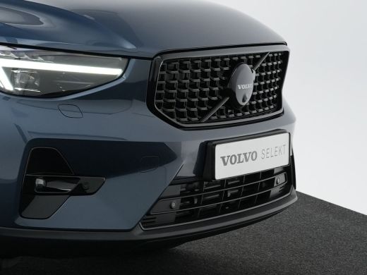 Volvo  XC40 B4 Plus Black Edition | FULL OPTION | 360° Camera | Leder-Nubuck | Panoramadak | Matrix LED | Ada... ActivLease financial lease
