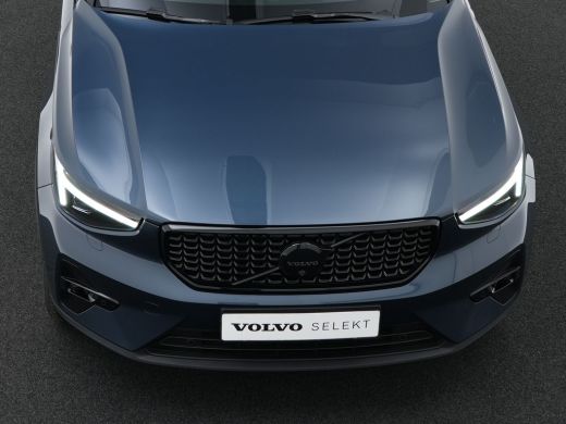 Volvo  XC40 B4 Plus Black Edition | FULL OPTION | 360° Camera | Leder-Nubuck | Panoramadak | Matrix LED | Ada... ActivLease financial lease