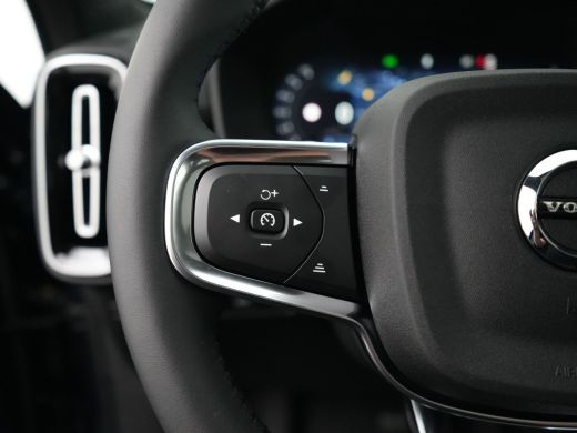 Volvo  XC40 B4 Plus Black Edition | FULL OPTION | 360° Camera | Leder-Nubuck | Panoramadak | Matrix LED | Ada... ActivLease financial lease