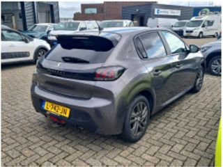 Peugeot 208 1.2 PureTech Active Pack Automaat | Afn. Trekhaak | Navigatie | Parkeersensoren | Cruise Control ...