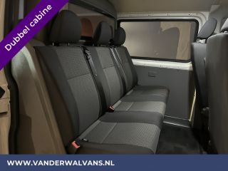 Volkswagen Transporter 2.0 TDI L2H1 Dubbele Cabine Euro6 Airco | 5-Zits | Navigatie | 2200kg Trekhaak | Apple Carplay An...
