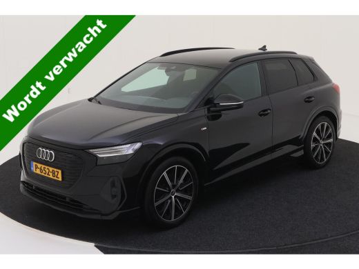 Audi Q4 e-tron 40 Launch edition S Competition 77 kWh S-LINE | 1/2 LEDER | NAVI Audi Q4 e-tron 40 Launch edition S Competition 77 kWh S-LINE | 1/2 LEDER | NAVI