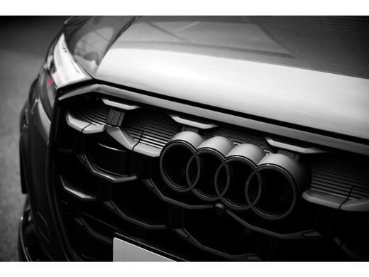 Audi Q7 Pro Line S | Bekleding leder/alcantara incl. ruitstiksel en "S" logo | LED-koplampen | Optiekpakk... ActivLease financial lease