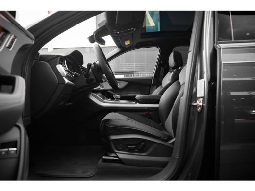 Audi Q7 Pro Line S | Bekleding leder/alcantara incl. ruitstiksel en "S" logo | LED-koplampen | Optiekpakk... ActivLease financial lease