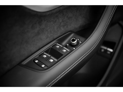 Audi Q7 Pro Line S | Bekleding leder/alcantara incl. ruitstiksel en "S" logo | LED-koplampen | Optiekpakk... ActivLease financial lease