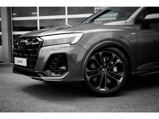 Audi Q7 Pro Line S | Bekleding leder/alcantara incl. ruitstiksel en "S" logo | LED-koplampen | Optiekpakk... ActivLease financial lease