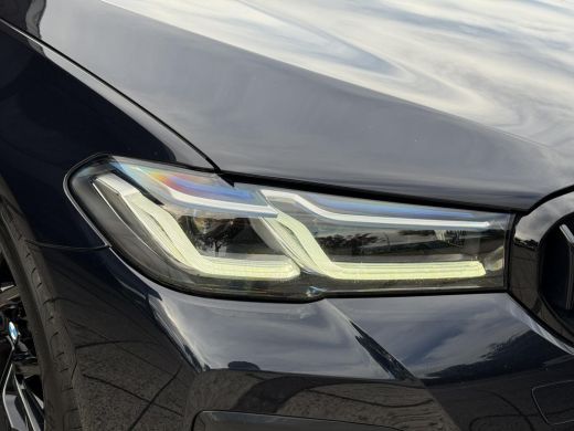 BMW 5 Serie Touring 530i Aut. M-Sport | BMW Laser | Memory | Sfeer Verlichting | ActivLease financial lease