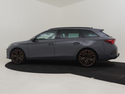 CUPRA Leon Sportstourer VZ e-Hybrid Trekhaak | Dodehoekdetectie | Adaptief cruise control | ELektrische bestuurdersstoel ... ActivLease financial lease