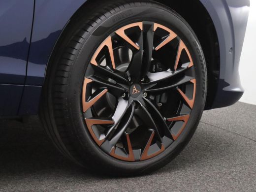 CUPRA Terramar 1.5 TSI e-Hybrid VZ Performance 272PK DSG matrix led, trekhaak, Sennheiser audio, 360gr. camera, ... ActivLease financial lease