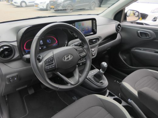 Hyundai i10 1.0 Comfort | Airco | Cruise Control | CarPlay/Android Auto | DAB | Elektrisch Pakket ActivLease financial lease