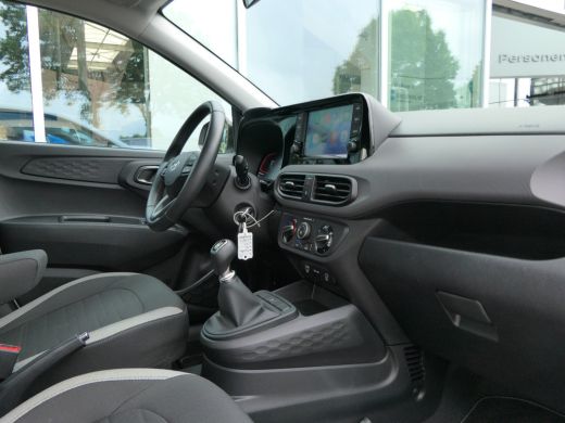 Hyundai i10 1.0 Comfort | Airco | Cruise Control | CarPlay/Android Auto | DAB | Elektrisch Pakket ActivLease financial lease
