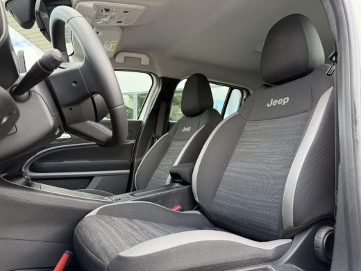 Jeep Avenger Longitude 54 kWh Aut. | Navi | Carplay | Stoelverwarming | ActivLease financial lease