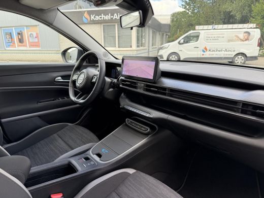 Jeep Avenger Longitude 54 kWh Aut. | Navi | Carplay | Stoelverwarming | ActivLease financial lease