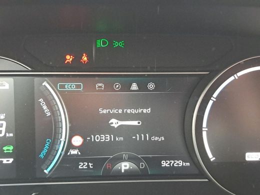 Kia e-Niro DynamicLine 64 kWh 1/2 LEDER | CAMERA | NL-AUTO ActivLease financial lease