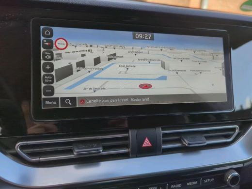 Kia e-Niro ExecutiveLine 64 kWh NL-AUTO | LEDER | STOELVERW. KOELING ActivLease financial lease