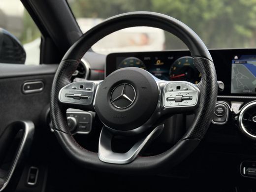 Mercedes-Benz A-Klasse 200 Aut. Business Sol. AMG | Navi | Camera | Sportstoelen | ActivLease financial lease