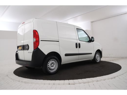 Opel Combo 1.3 CDTi L1H1 Edition Airco, Bleutooth ActivLease financial lease