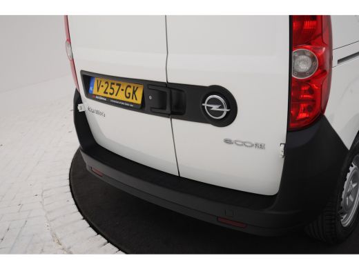 Opel Combo 1.3 CDTi L1H1 Edition Airco, Bleutooth ActivLease financial lease