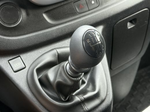 Opel Vivaro 1.6 CDTI 126 PK / L2H1 / IMPERIAAL / TREKHAAK / CAMERA / AIRCO / CRUISE / 3-ZITS ActivLease financial lease