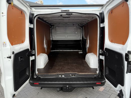 Opel Vivaro 1.6 CDTI 126 PK / L2H1 / IMPERIAAL / TREKHAAK / CAMERA / AIRCO / CRUISE / 3-ZITS ActivLease financial lease
