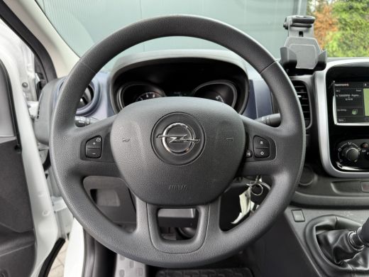 Opel Vivaro 1.6 CDTI 126 PK / L2H1 / IMPERIAAL / TREKHAAK / CAMERA / AIRCO / CRUISE / 3-ZITS ActivLease financial lease